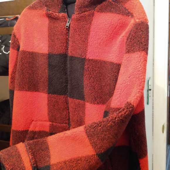 Express Jacket. - Picture 3 of 3